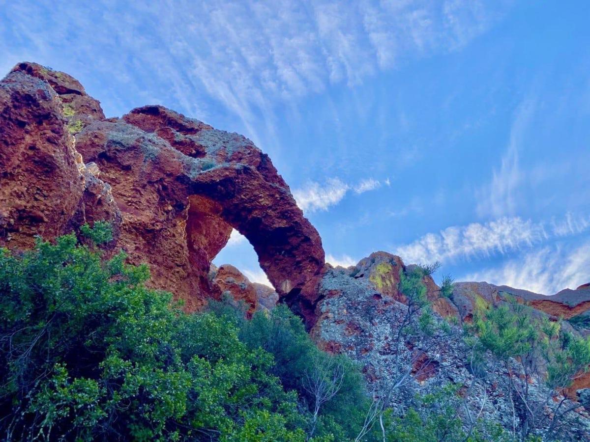 شقة Red Mountain Ridge Karoo Oasis And Guest Farm Buffelskloof المظهر الخارجي الصورة