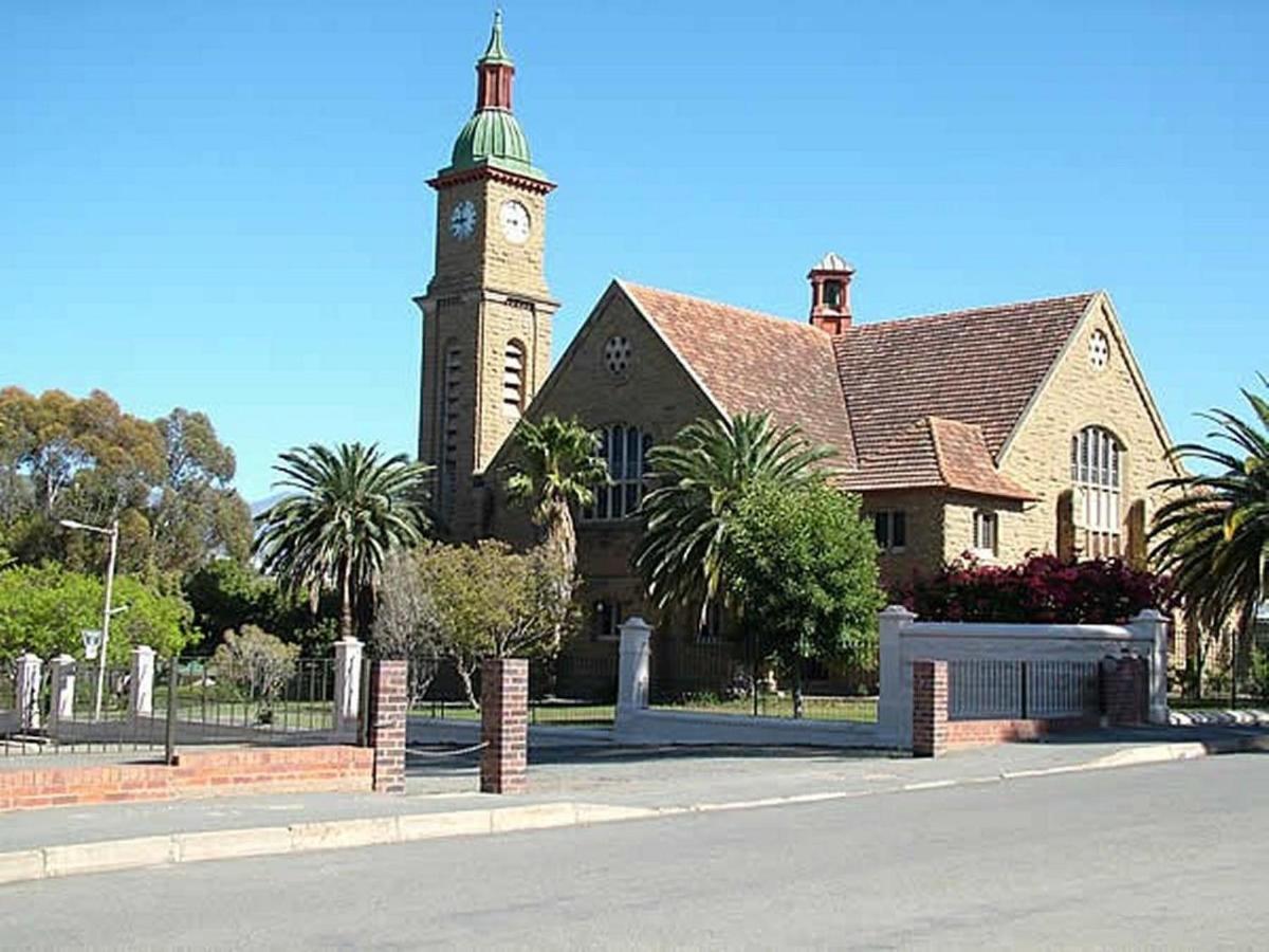 شقة Red Mountain Ridge Karoo Oasis And Guest Farm Buffelskloof المظهر الخارجي الصورة