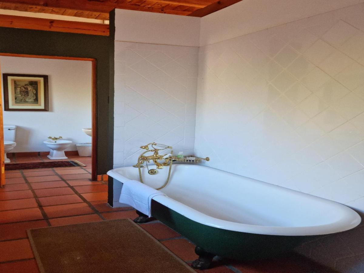 شقة Red Mountain Ridge Karoo Oasis And Guest Farm Buffelskloof المظهر الخارجي الصورة