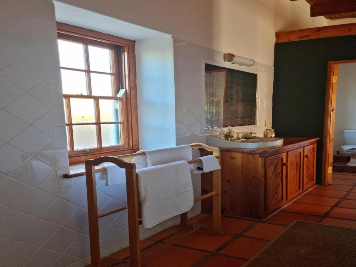 شقة Red Mountain Ridge Karoo Oasis And Guest Farm Buffelskloof المظهر الخارجي الصورة